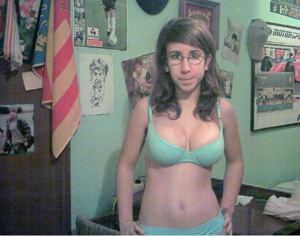 Hi Guys, een amerikaanse preutse lady is looking voor een kn